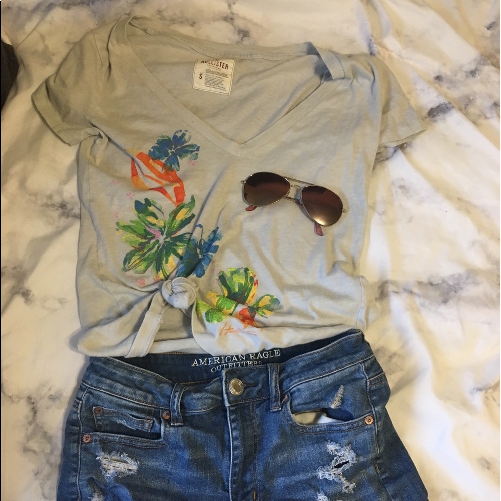 hollister t shirt
